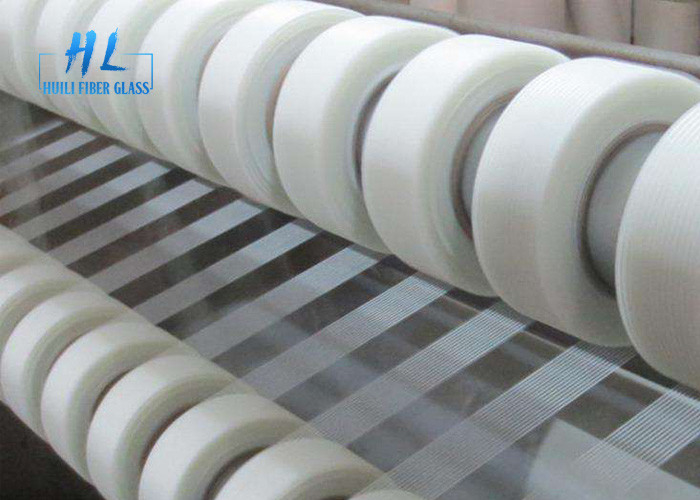 60g 3*3mm 벽 균열을 고치기를 위한 자동 접착 섬유유리 테이프 백색 색깔