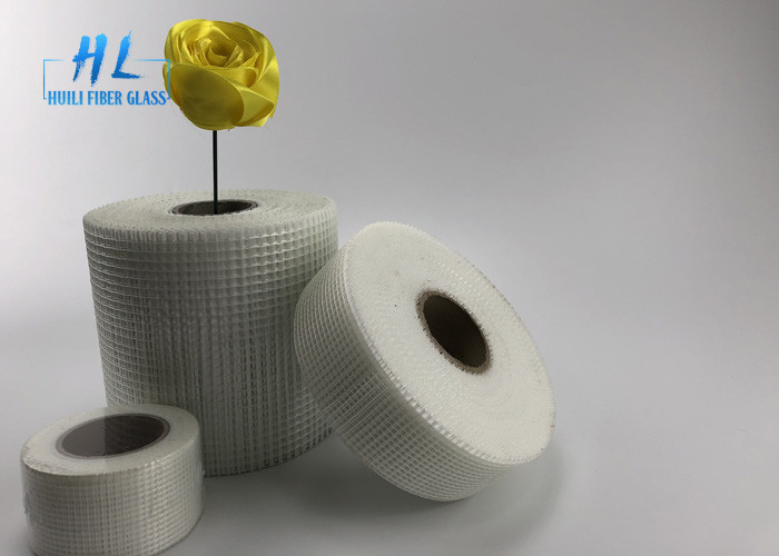 45mm * 90m 백색 색깔 자동 접착 건식 벽체 테이프, 접착성 섬유유리 메시 테이프